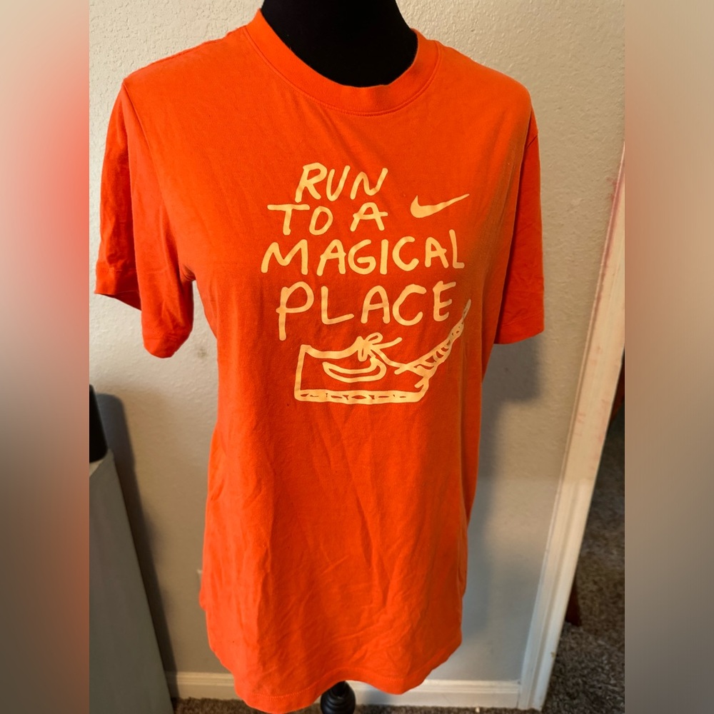 Nike magical tee